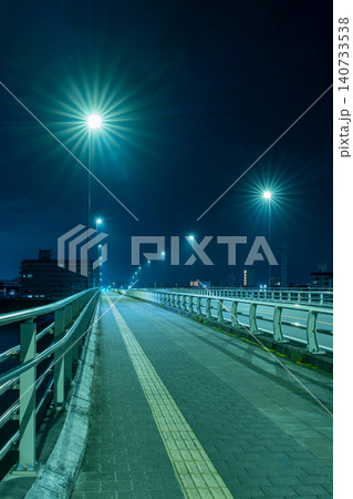 夜の小戸之橋歩道 140733538