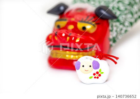 2027年賀 獅子舞と羊土鈴 2027年賀 獅子舞と羊土鈴 140736652