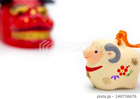 2027年賀 獅子舞と羊土鈴 2027年賀 獅子舞と羊土鈴 140736676