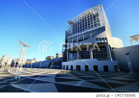 朝陽に照らされた…在りし日の【晴海客船ターミナル】 朝陽に照らされた…在りし日の【晴海客船ターミナル】 140738066