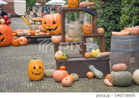 ハロウィンの飾り付け 140738095