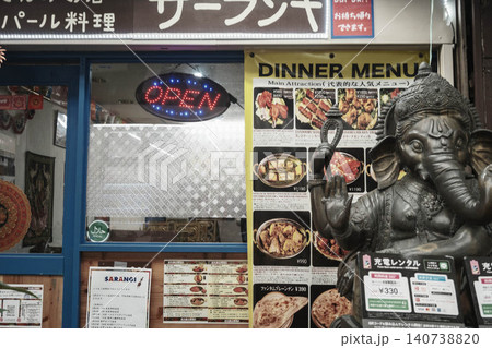 100年以上続く神戸の台所、大安亭市場 レトロな商店街 100年以上続く神戸の台所、大安亭市場 レトロな商店街 140738820