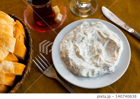 Turkish appetizer haydari with yogurt. Tzatziki or cacik closeup 140740638
