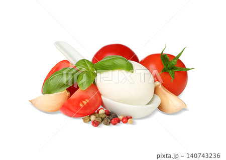 Mozzarella with tomatoes, garlic, and spices, PNG Mozzarella with tomatoes, garlic, and spices, PNG 140743236