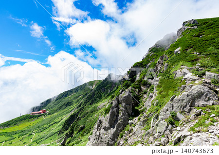 千畳敷カールの絶景　登山道から見下ろす眺望 140743673