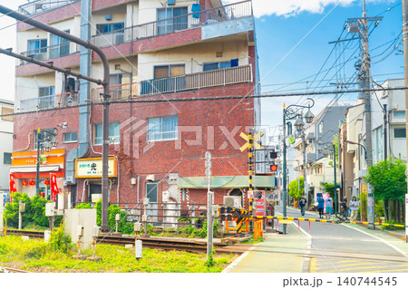京王井の頭線・池ノ上駅前商店街 京王井の頭線・池ノ上駅前商店街 140744545