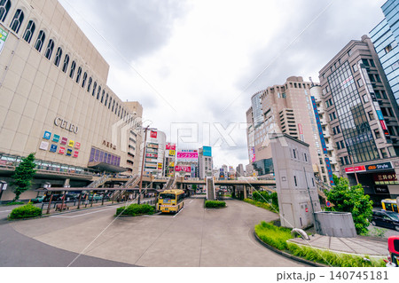 東京 八王子駅北口 駅ビルの風景 東京 八王子駅北口 駅ビルの風景 140745181
