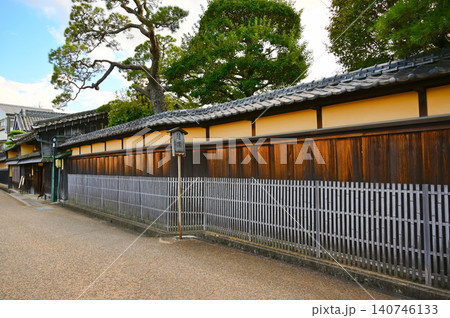 旧長谷川家治郎兵衛家　松坂市 140746133