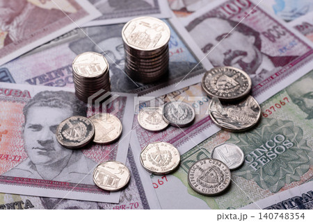 Cuba paper money, peso in various denominations. Cuba money Cuba paper money, peso in various denominations. Cuba money 140748354