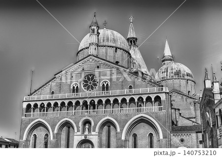 Facade of the Basilica of Saint Anthony in Padua, Italy Facade of the Basilica of Saint Anthony in Padua, Italy 140753210