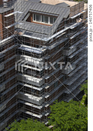 It is a building under construction. It is a building under construction. 140757406