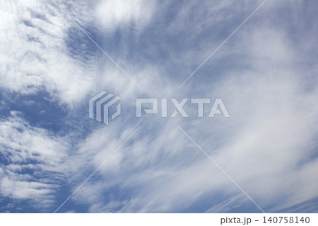 It is a sky with feathery clouds. It is a sky with feathery clouds. 140758140