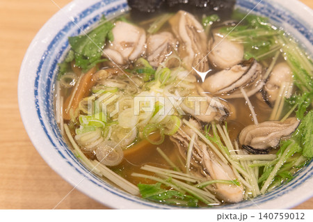 美味しい牡蛎ラーメン 140759012