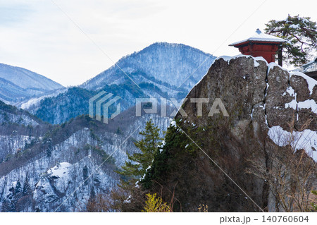 冬の山形県山形市 雪の立石寺(山寺) 納経堂 冬の山形県山形市 雪の立石寺(山寺) 納経堂 140760604