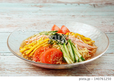 冷やし中華 冷やし中華 140761250