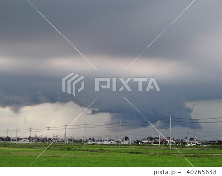 雲のある風景⑤豪雨が伊勢崎を呑み込む(2021.7.10) 北の空は大きな雲 1時間に60㎜の雨量 雲のある風景⑤豪雨が伊勢崎を呑み込む(2021.7.10) 北の空は大きな雲 1時間に60㎜の雨量 140765638