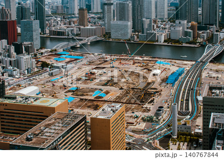 高層ビル展望室からみた2026/6/16火曜日の築地跡地と工事の様子 高層ビル展望室からみた2026/6/16火曜日の築地跡地と工事の様子 140767844