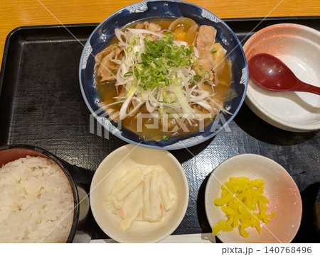 肉豆腐定食 肉豆腐定食 140768496