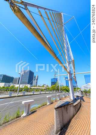 東京 港区港南の都市風景 高浜運河にかかる浜路橋 東京 港区港南の都市風景 高浜運河にかかる浜路橋 140768824