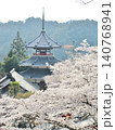 吉野　金峯山寺　南朝妙法殿と満開の桜 140768941