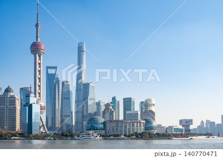 中国・上海 陸家嘴と東方明珠 中国・上海 陸家嘴と東方明珠 140770471