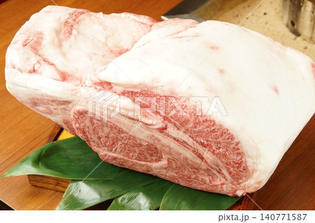和牛ブロック肉 140771587
