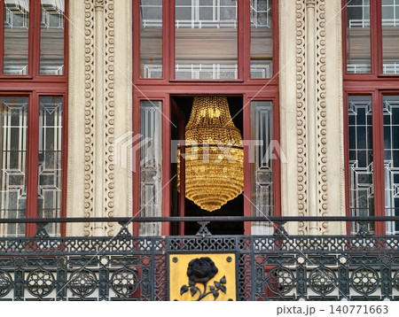 Refined decorative lighting brings out beauty of sophisticated architectural components and mood 140771663