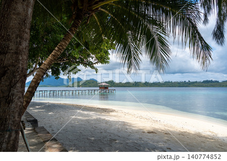 White sandy beach on Bolilanga Island, Togian archipelago, Sulawesi, Indonesia White sandy beach on Bolilanga Island, Togian archipelago, Sulawesi, Indonesia 140774852