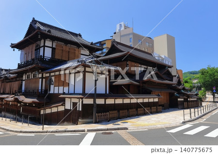 【愛媛県】リニューアルした道後温泉本館 140775675