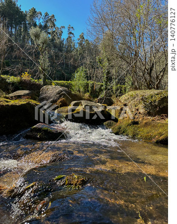Water stream near Fecha de Barjas waterfall Water stream near Fecha de Barjas waterfall 140776127