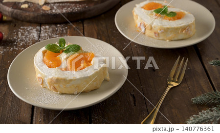 Meringue roll cake Meringue roll cake 140776361