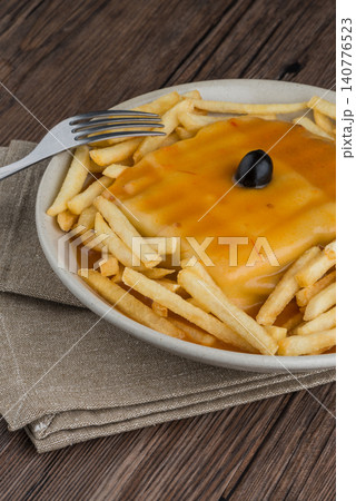 Francesinha on plate Francesinha on plate 140776523