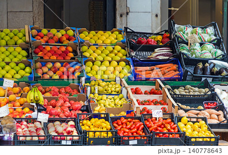 Fresh foods on market stall 140778643