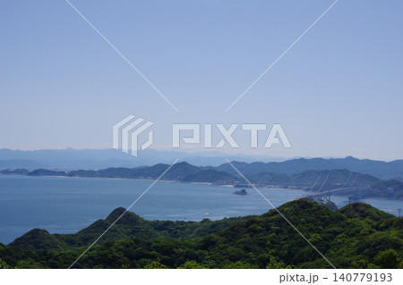 兵庫県南あわじ市 うずの丘から大鳴門橋・大毛島・徳島市街地方面を望む 兵庫県南あわじ市 うずの丘から大鳴門橋・大毛島・徳島市街地方面を望む 140779193