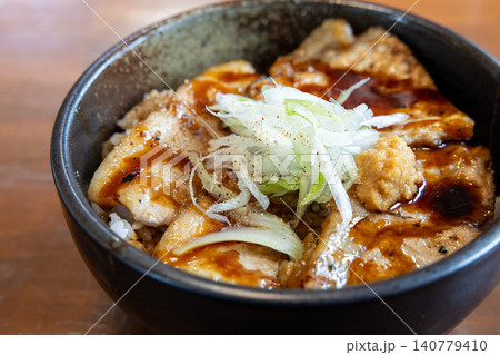 おいしい北海道の豚丼 おいしい北海道の豚丼 140779410