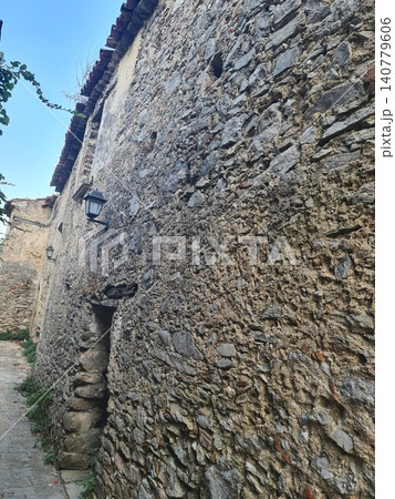 Roscigno Vecchia, Old Roscigno, ghost town in Southern Italy, and its decayed buildings. It has been completely abandoned since the early 20th century, when the population moved to Roscigno Nuovo 140779606