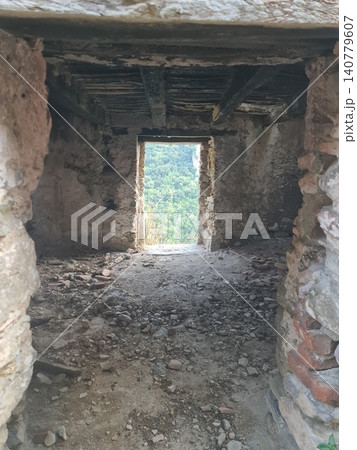 Roscigno Vecchia, Old Roscigno, ghost town in Southern Italy, and its decayed buildings. It has been completely abandoned since the early 20th century, when the population moved to Roscigno Nuovo 140779607
