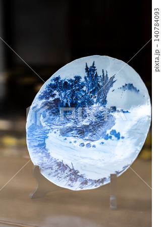 京都伝統工芸 陶器の染付皿(京都東山 茶わん坂) 京都伝統工芸 陶器の染付皿(京都東山 茶わん坂) 140784093