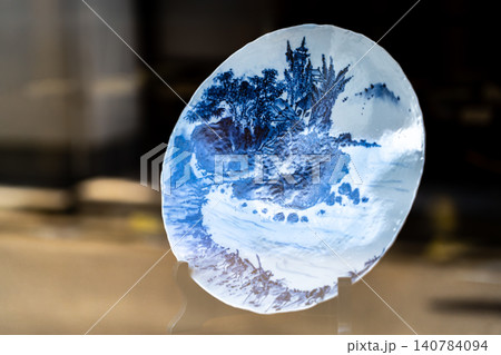 京都伝統工芸 陶器の染付皿(京都東山 茶わん坂) 京都伝統工芸 陶器の染付皿(京都東山 茶わん坂) 140784094