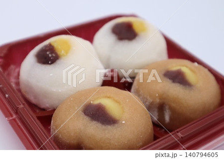 日本の和菓子のクローズアップ 日本の和菓子のクローズアップ 140794605