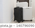 国内海外旅行に利用するスーツケース 140796090