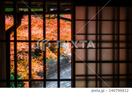 Red maple leaves by window of Ruriko-in Temple, Kyoto, Japan Red maple leaves by window of Ruriko-in Temple, Kyoto, Japan 140799812
