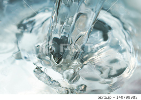 水・水面・波紋・泡・水柱・テクスチャ・背景素材 水・水面・波紋・泡・水柱・テクスチャ・背景素材 140799985