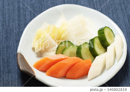 野菜の漬物 140802819