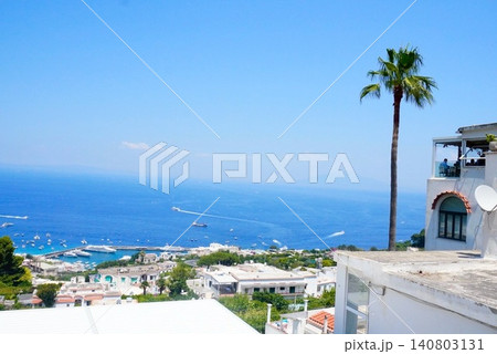 カプリ島　中腹の景色 140803131