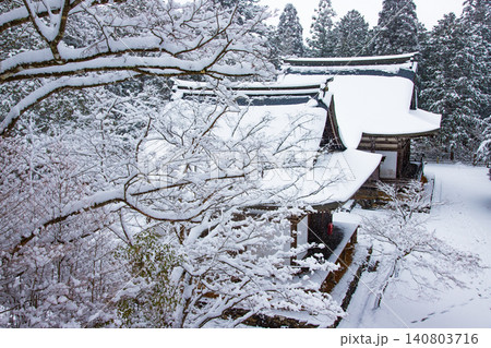 神護寺 雪景色 神護寺 雪景色 140803716
