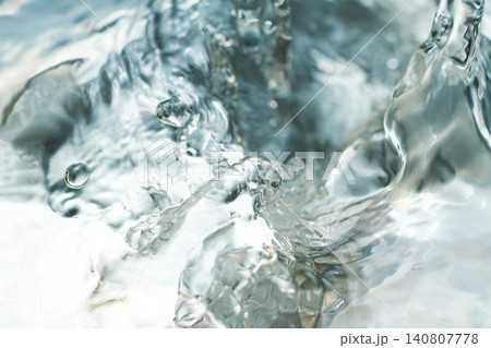 水・水面・波紋・泡・水玉・テクスチャ・背景素材 140807778