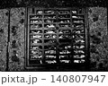 ゴミだらけの排水口 140807947