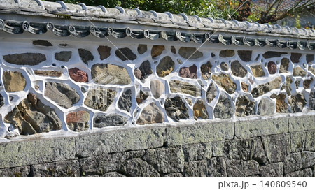 五色塀（草場小路・長崎県大村市） 140809540