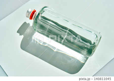 Glass bottle containing alkaline hydrogen water Glass bottle containing alkaline hydrogen water 140811045